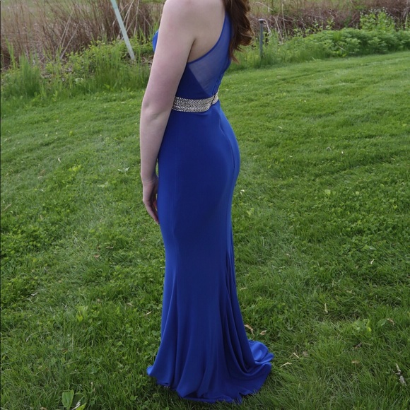 Faviana Prom Dress - Picture 2 of 4